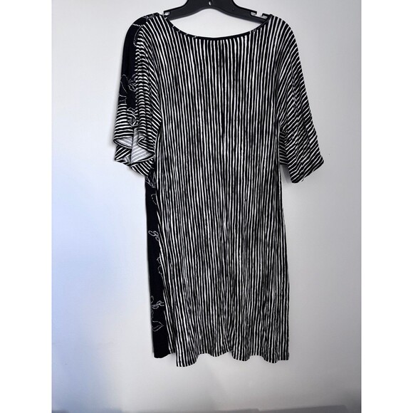 Apt 9 Black White Floral Print Flutter Sleeve Striped Shift Dress size medium - Picture 5 of 7